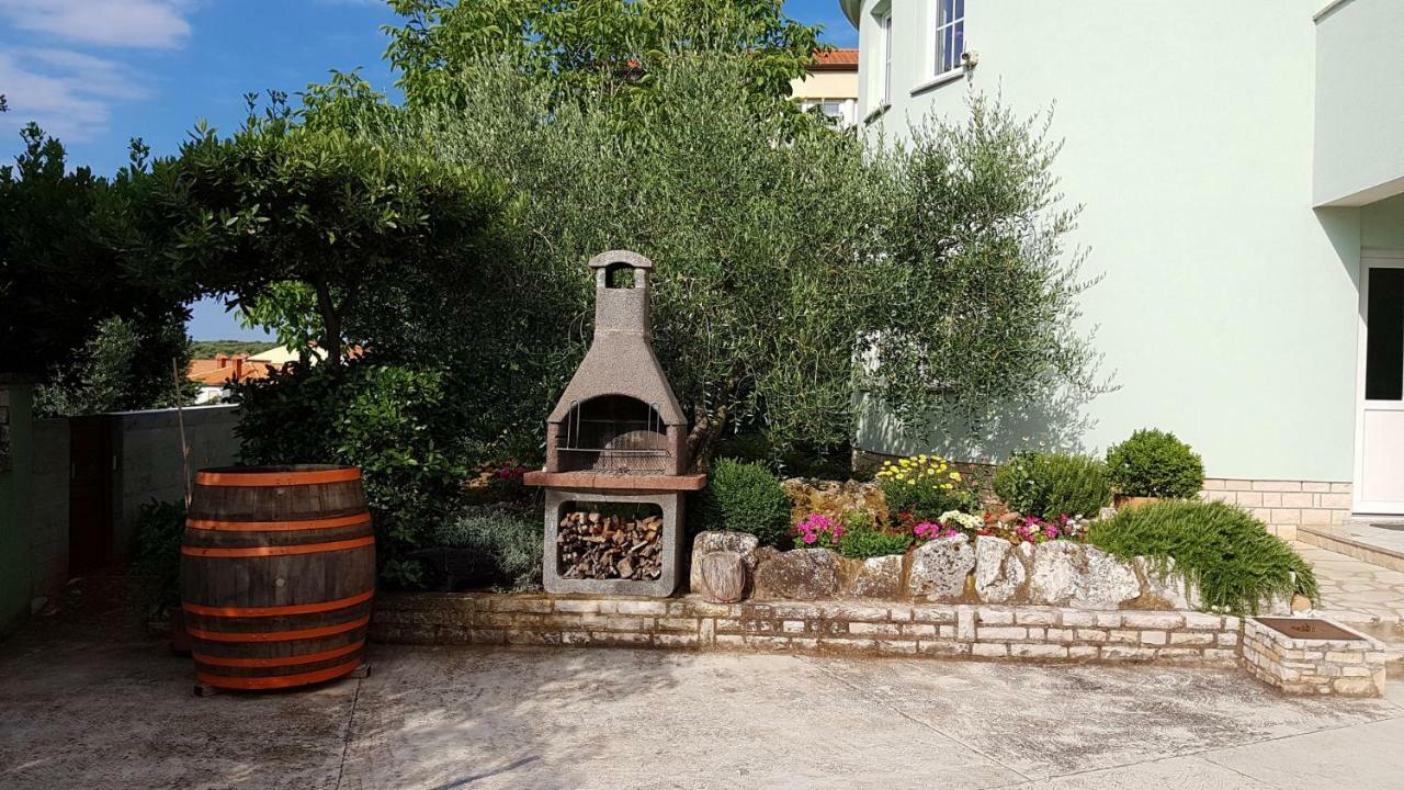 Villa Noela Pola Esterno foto